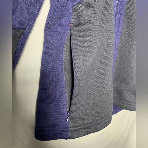 Helly Hansen | Full Zip Jacket -Medium - Picture 4 of 7